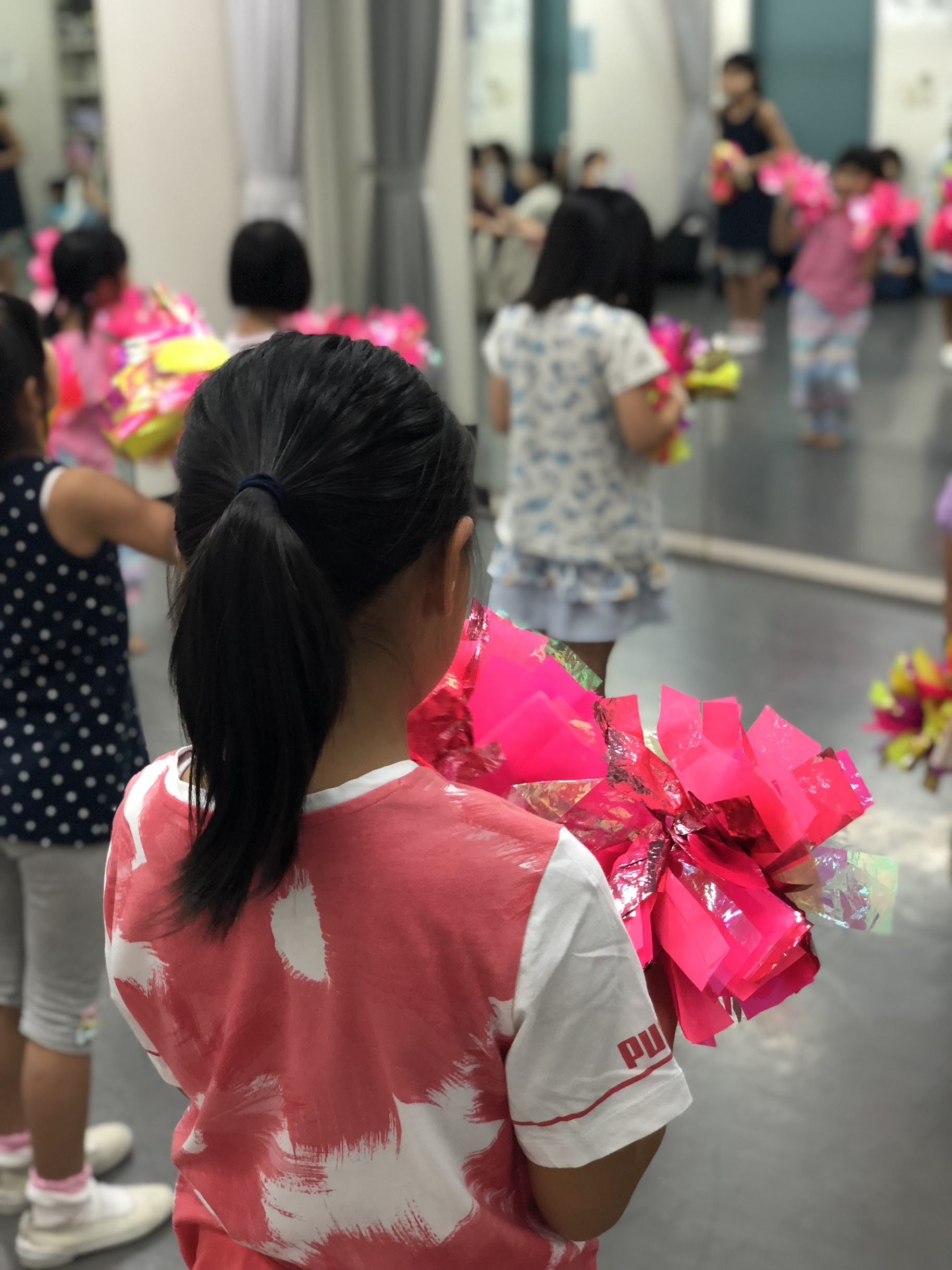 綺麗なポニーテールの作り方 Gravis 神奈川 東京で人気のチア キッズチアダンススクール