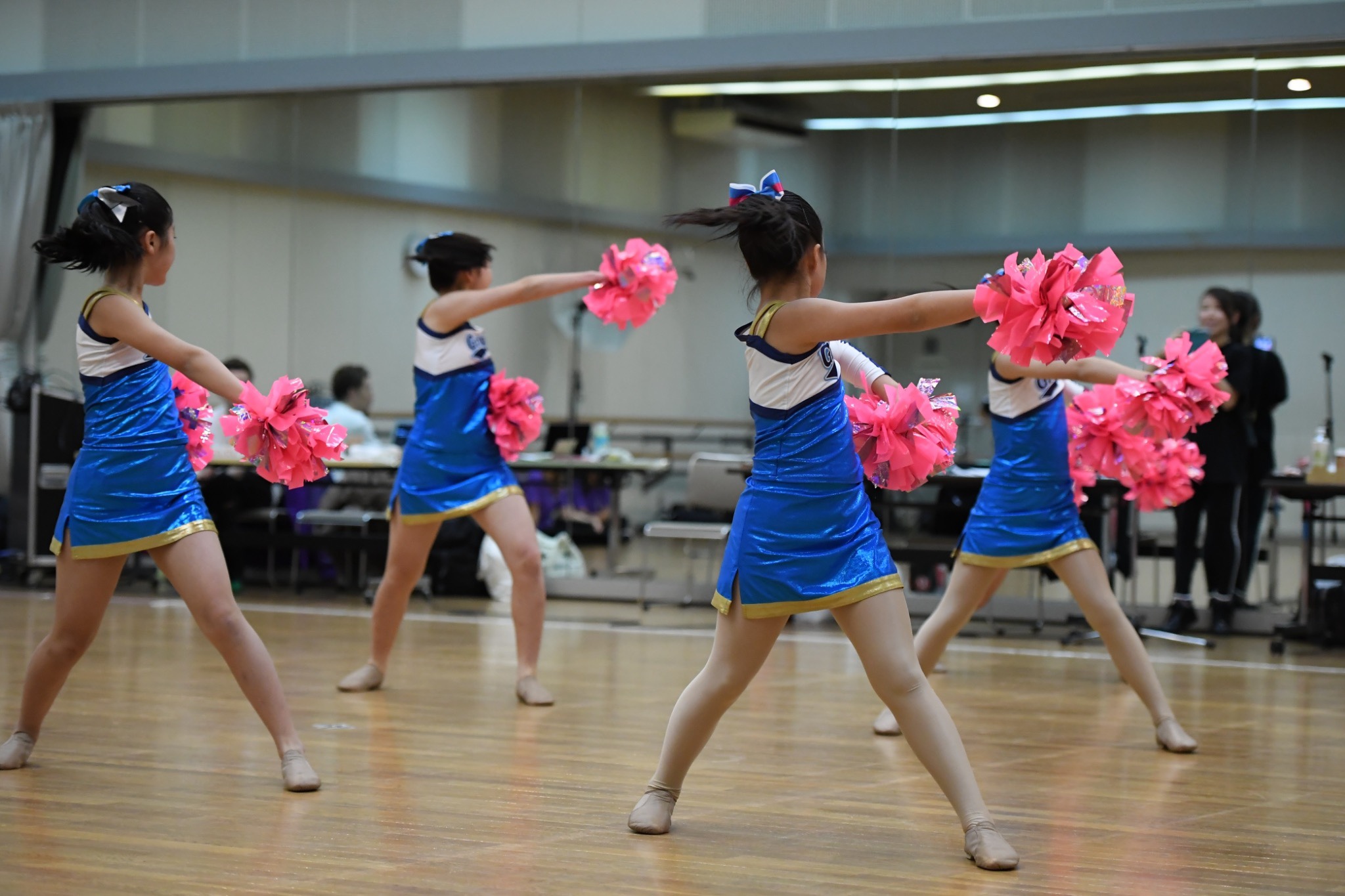女の子に スポーツ系の習い事を Gravis 神奈川 東京で人気のチア キッズチアダンススクール
