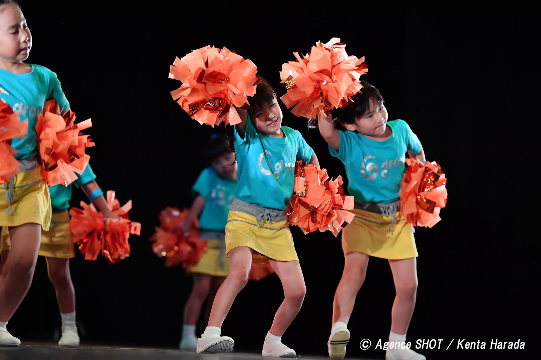 幼児でも踊れる ダンスの振付 Gravis 神奈川 東京で人気のチア キッズチアダンススクール